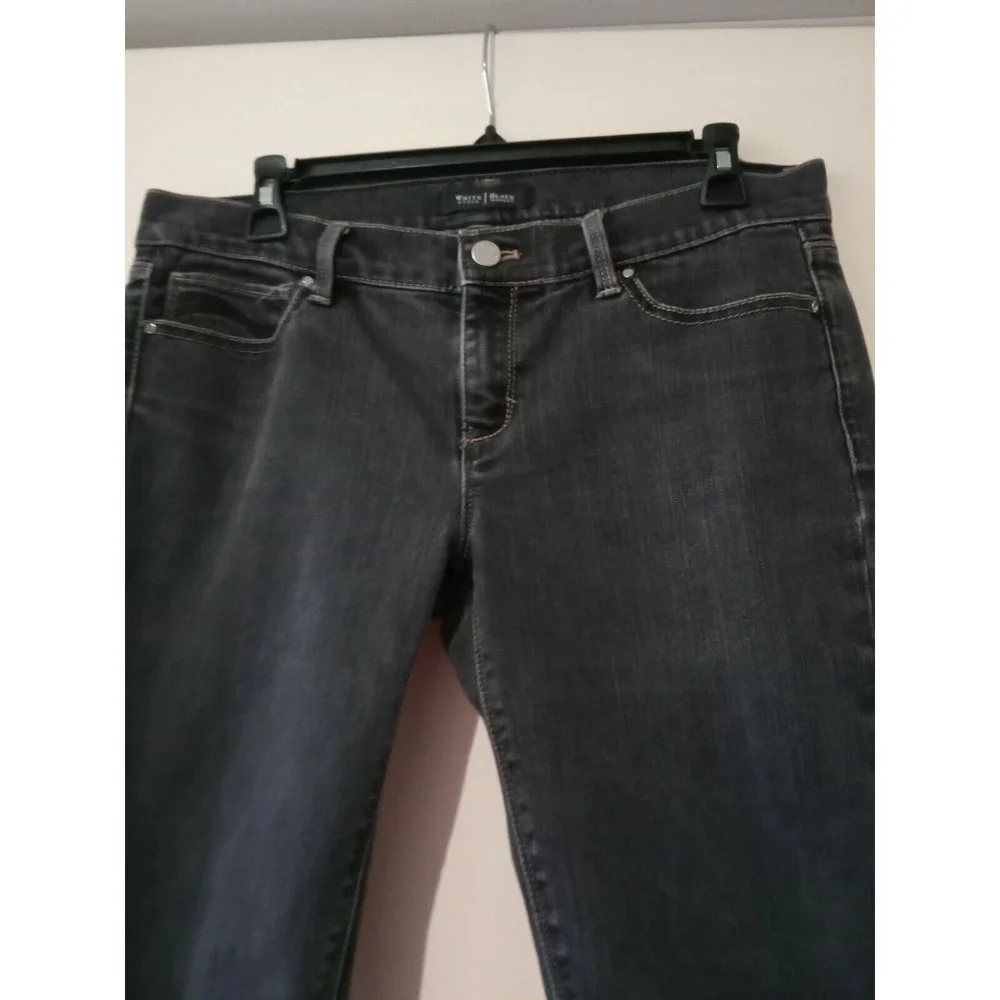 WHITE HOUSE BLACK MARKET Noir Women's Capri Size 6 ( 961)